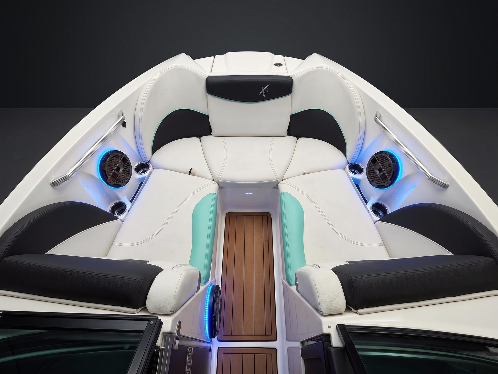 2018 MasterCraft X23 - Blue MF / White / Black - BoardCo
