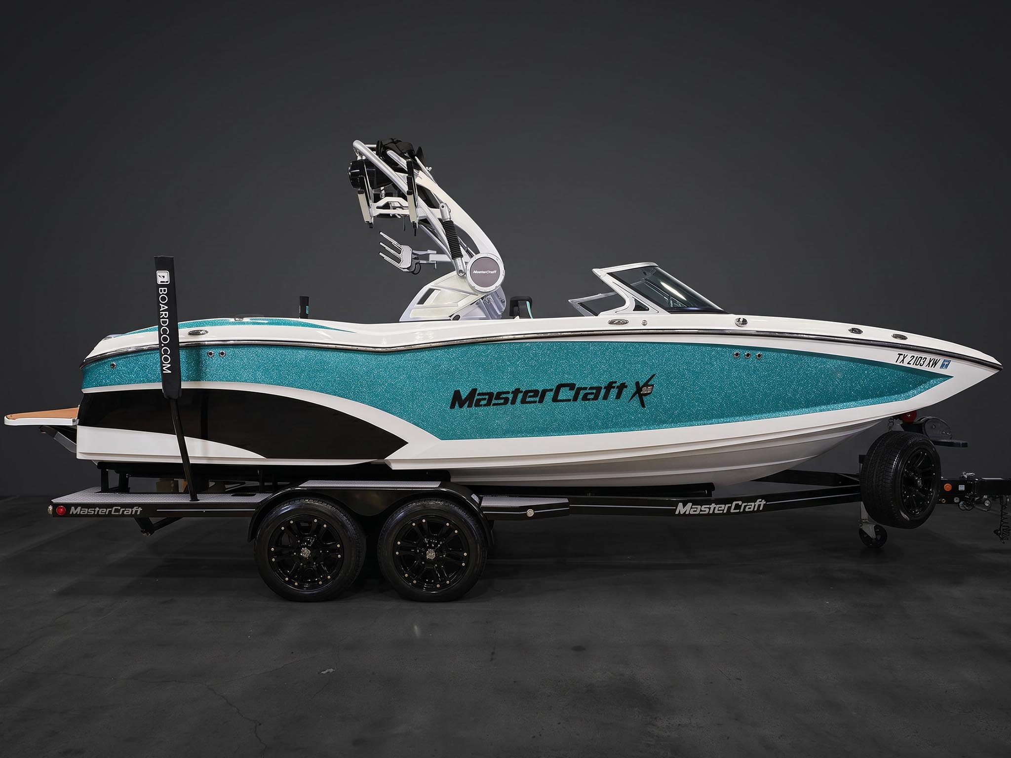 2018 MasterCraft X23 - Blue MF / White / Black – BoardCo
