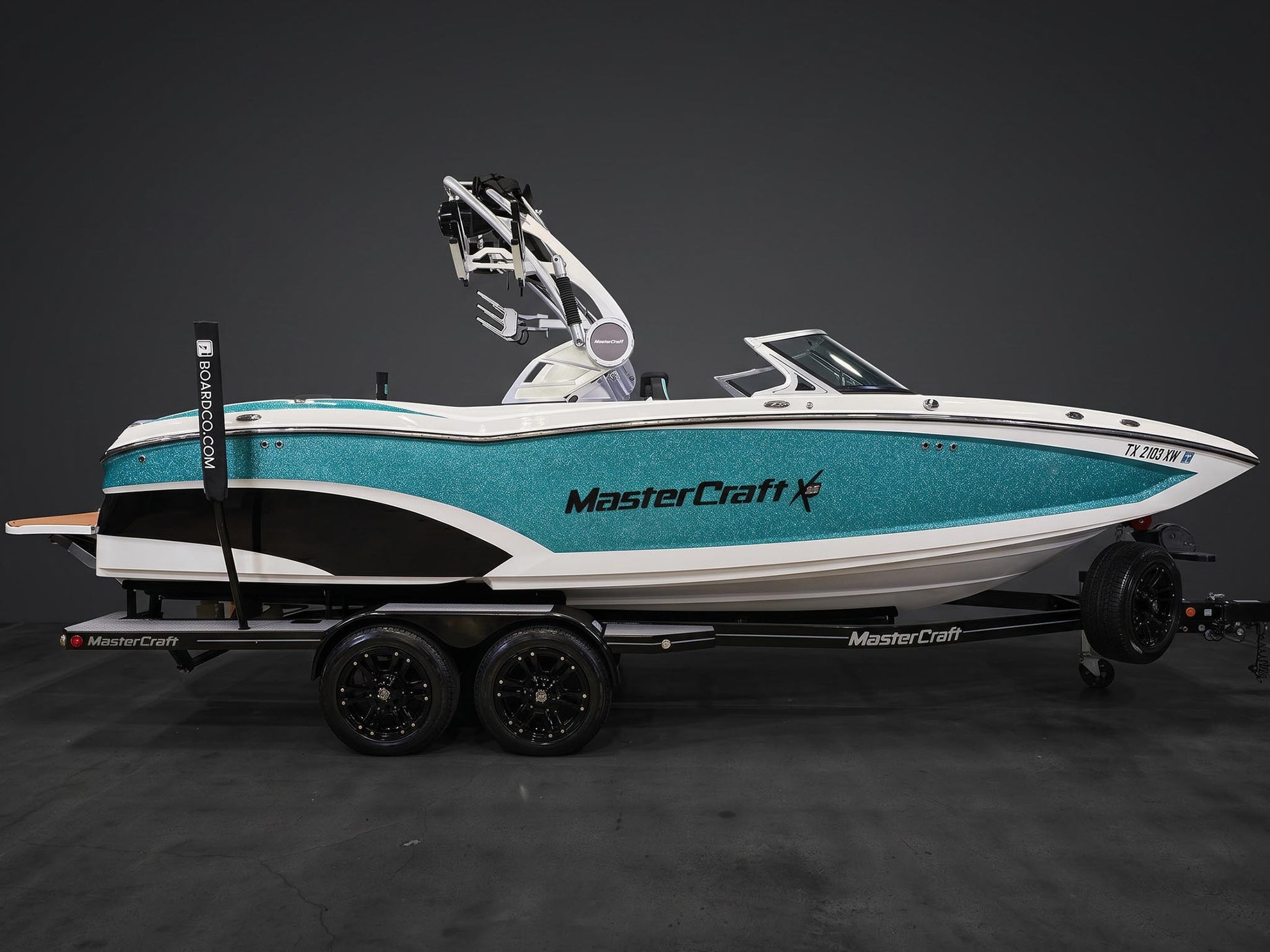 2018 MasterCraft X23 - Blue MF / White / Black - BoardCo