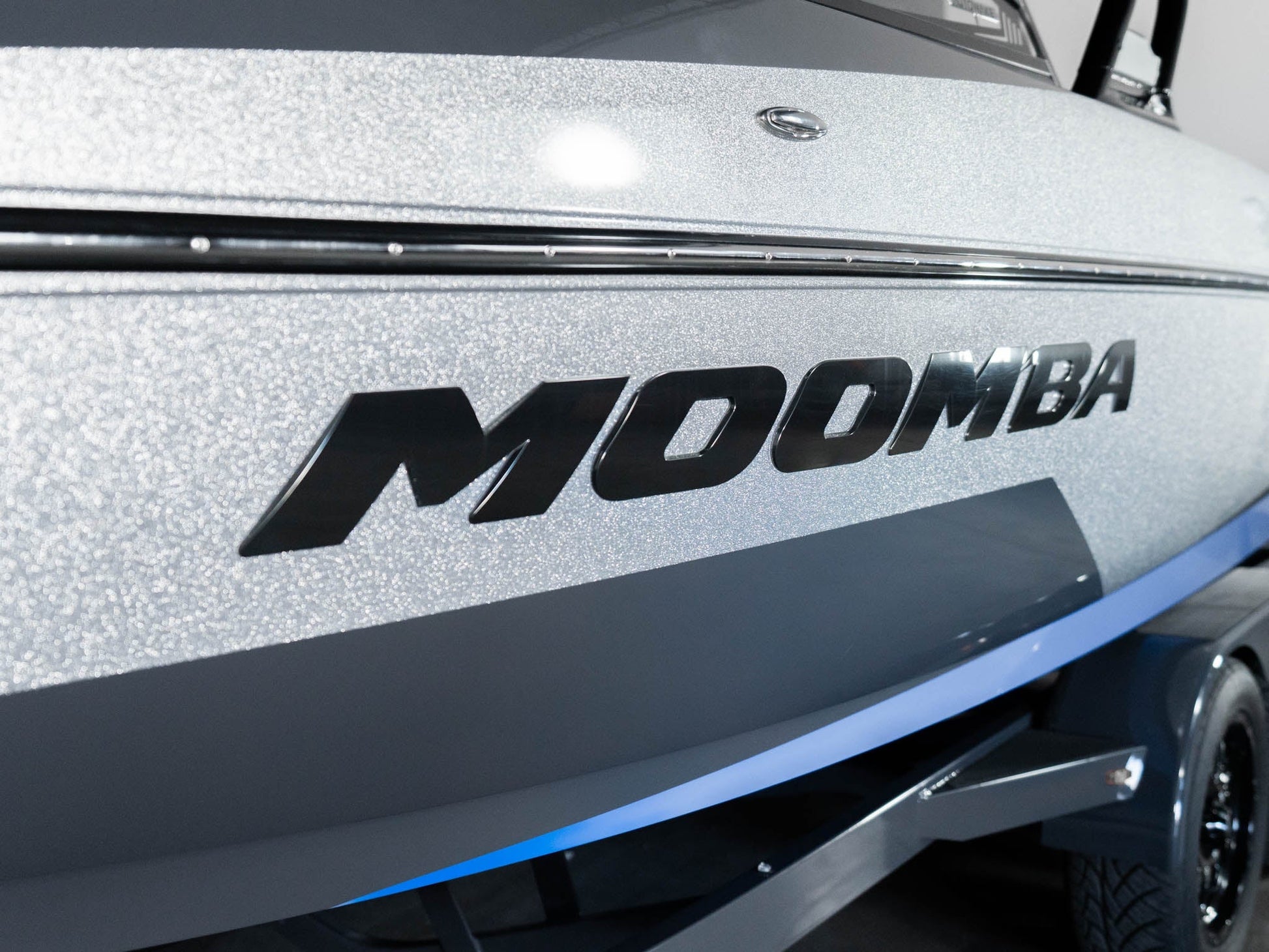 2018 Moomba Mojo Silver / Black / Blue - BoardCo Boats