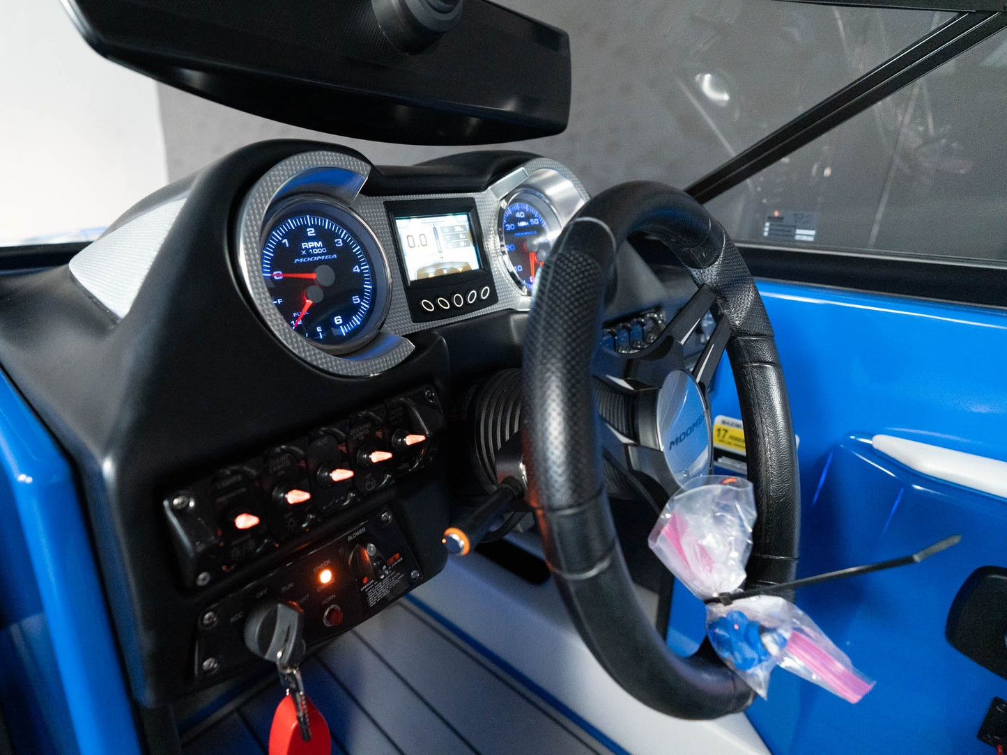 2018 Moomba Mojo Silver / Black / Blue - BoardCo Boats