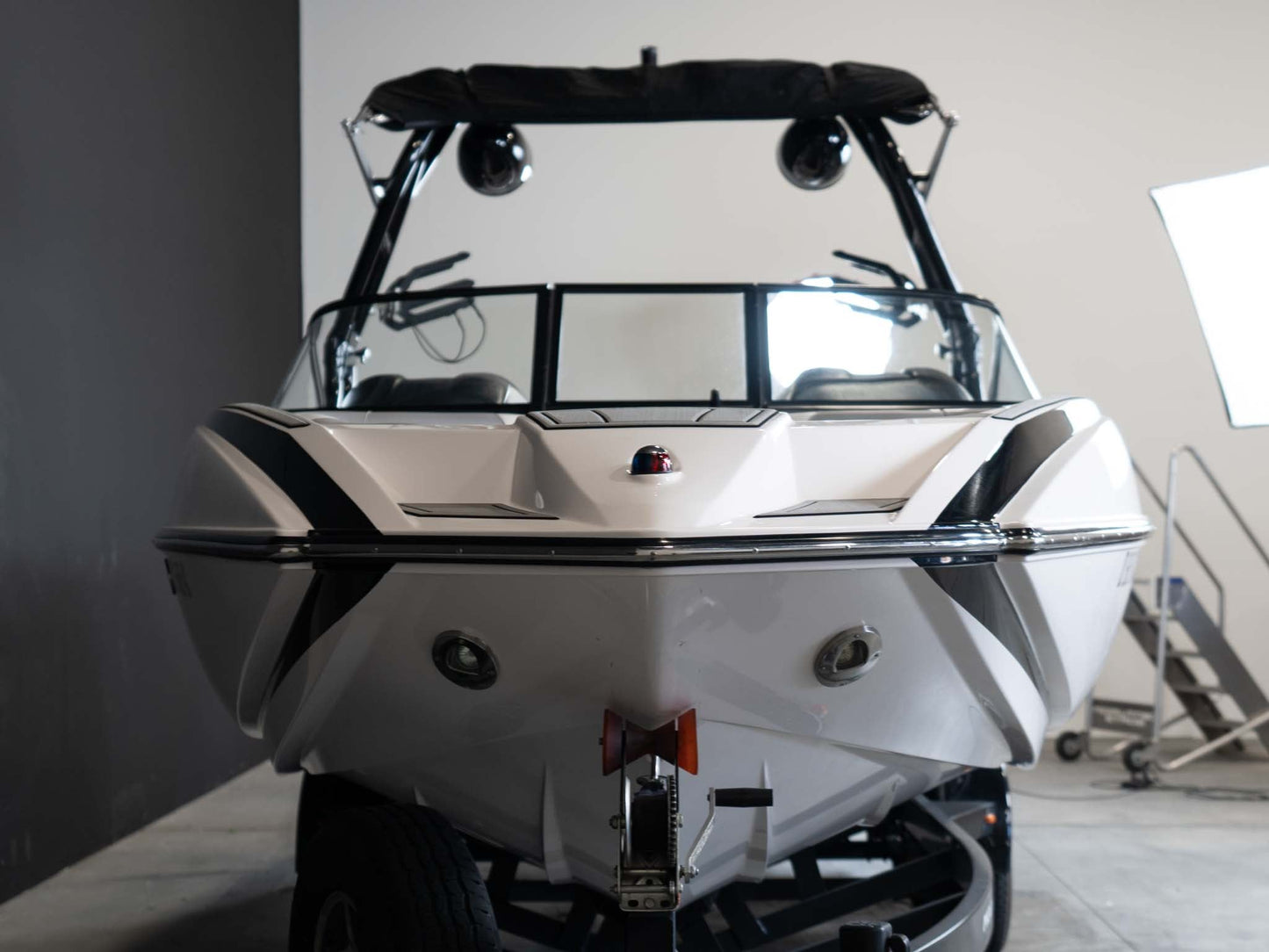 2018 Moomba Mojo - White / Black / Gray - BoardCo Boats