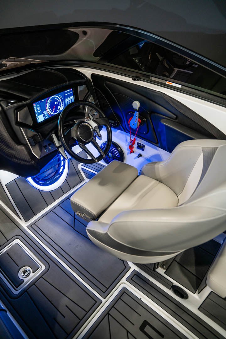 2019 Centurion Fi23 - BoardCo Boats