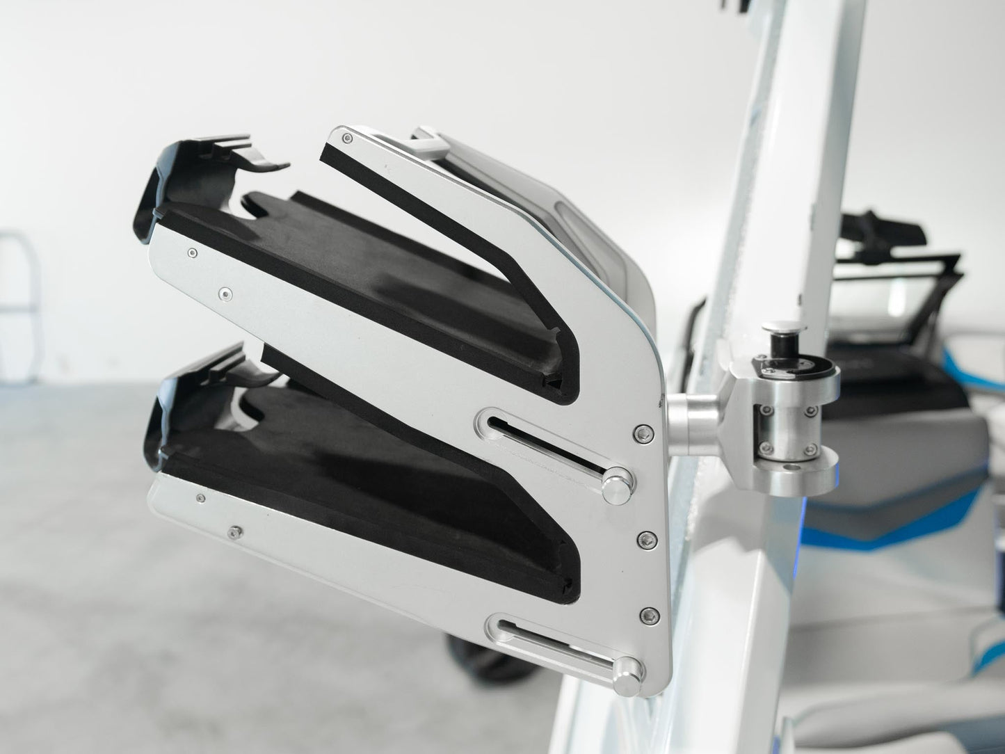 2019 Centurion Ri237 - Silver Flake / White - BoardCo Boats
