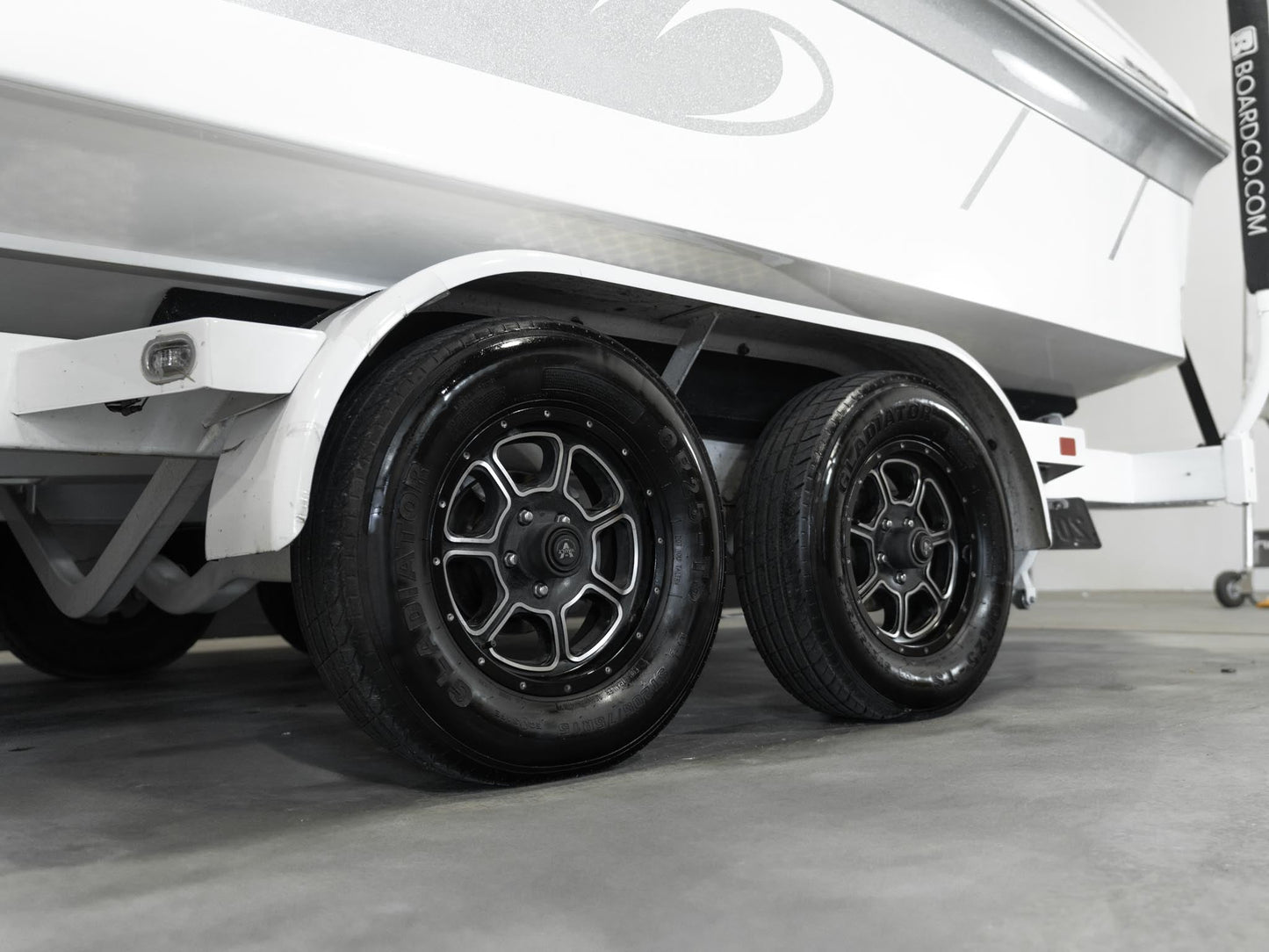 2019 Centurion Ri237 - Silver Flake / White - BoardCo Boats