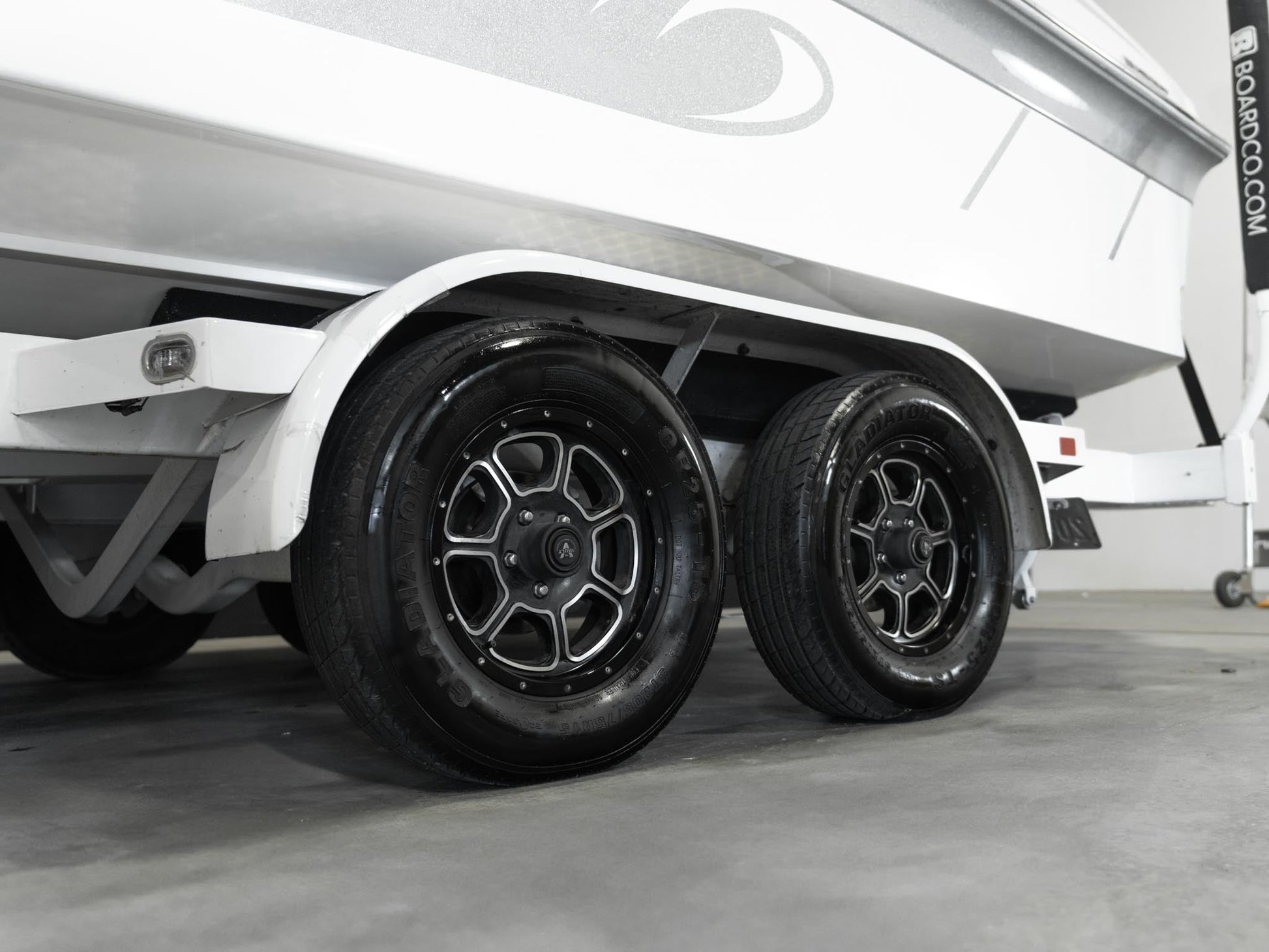 2019 Centurion Ri237 - Silver Flake / White - BoardCo Boats