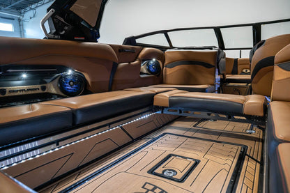 2019 Centurion Ri257 Champagne Flake / Black - BoardCo Boats