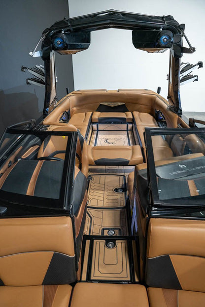 2019 Centurion Ri257 Champagne Flake / Black - BoardCo Boats