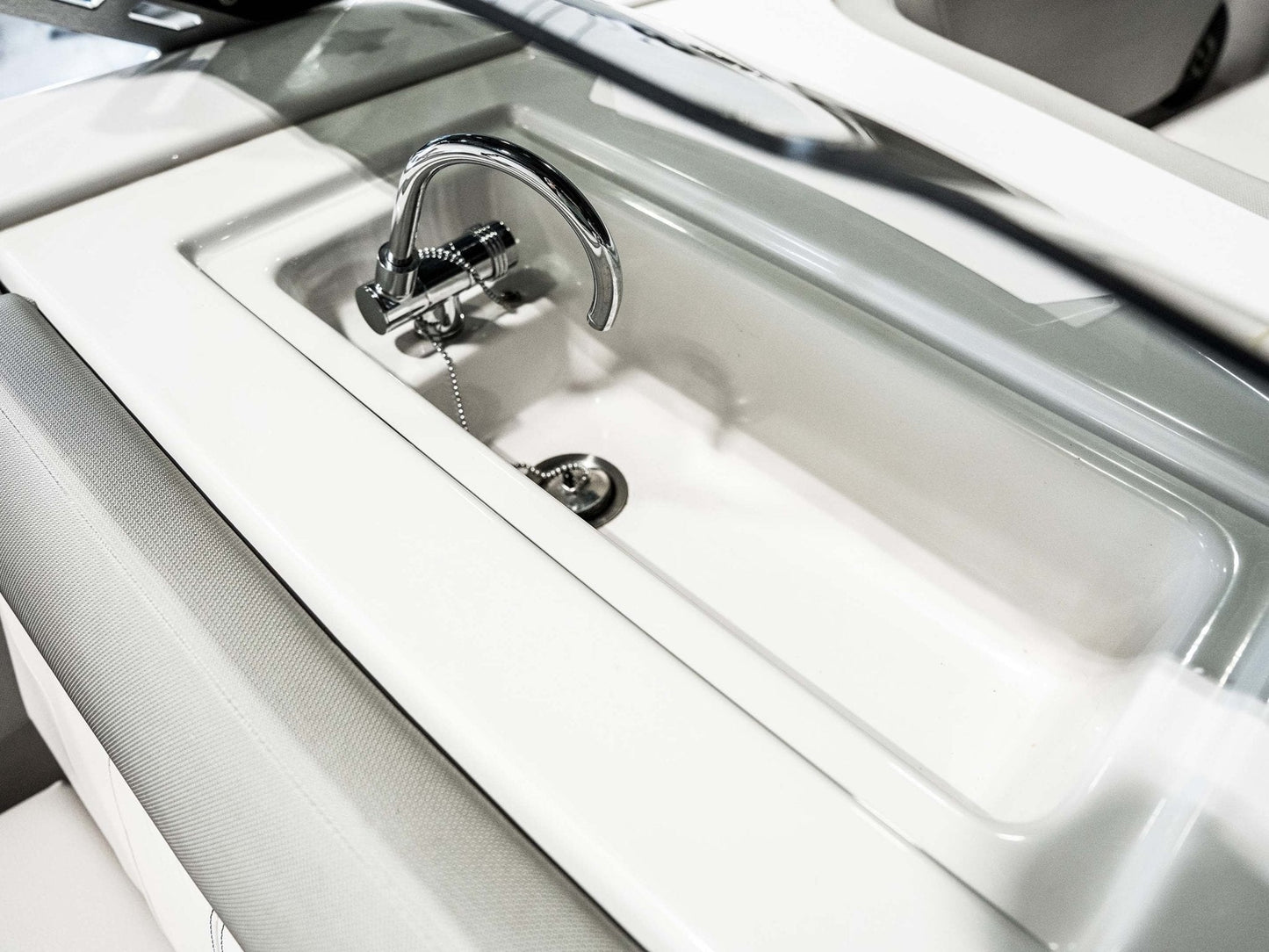 2019 Glastron GTDW 205 - BoardCo Boats