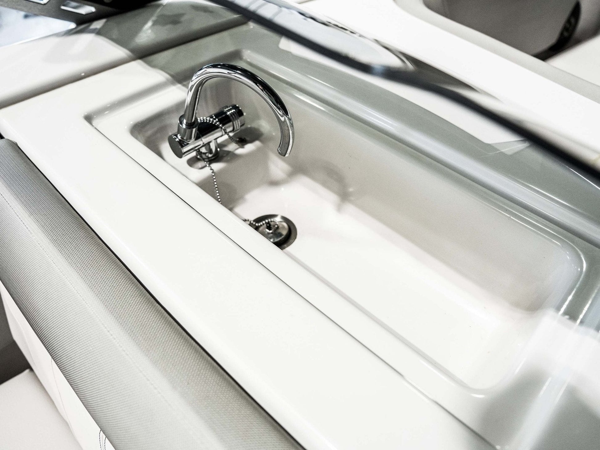 2019 Glastron GTDW 205 - BoardCo Boats