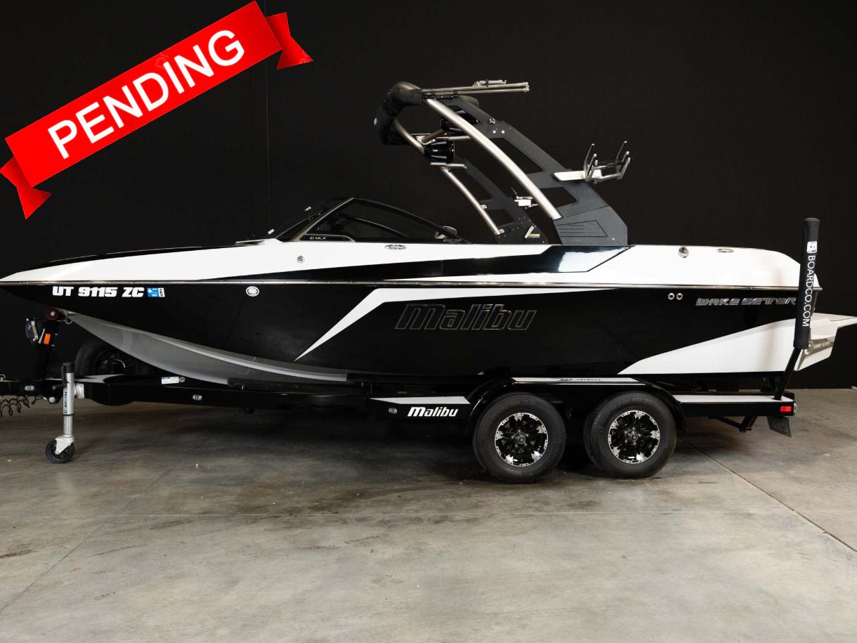 2019 Malibu 21 MLX - White / Black - BoardCo Boats