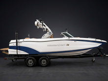 2019 MasterCraft XT22 - White / Blue / Tan Interior