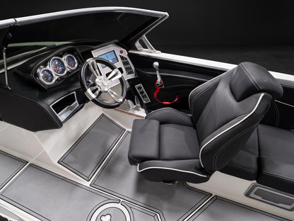 2019 Mastercraft XT25 - White / Black