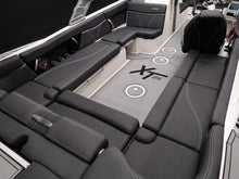 2019 Mastercraft XT25 - White / Black