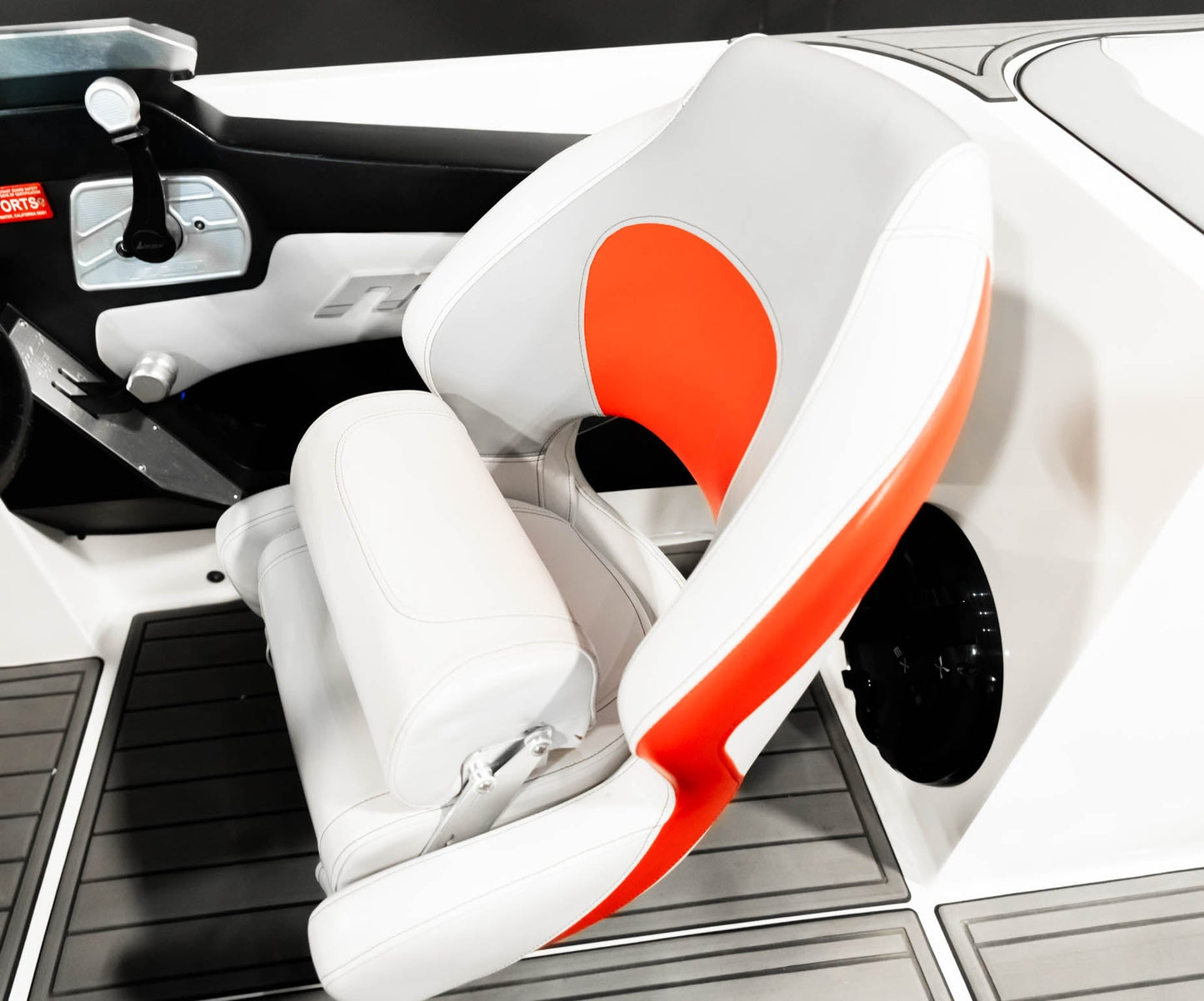 2019 MB B52 - BoardCo Boats
