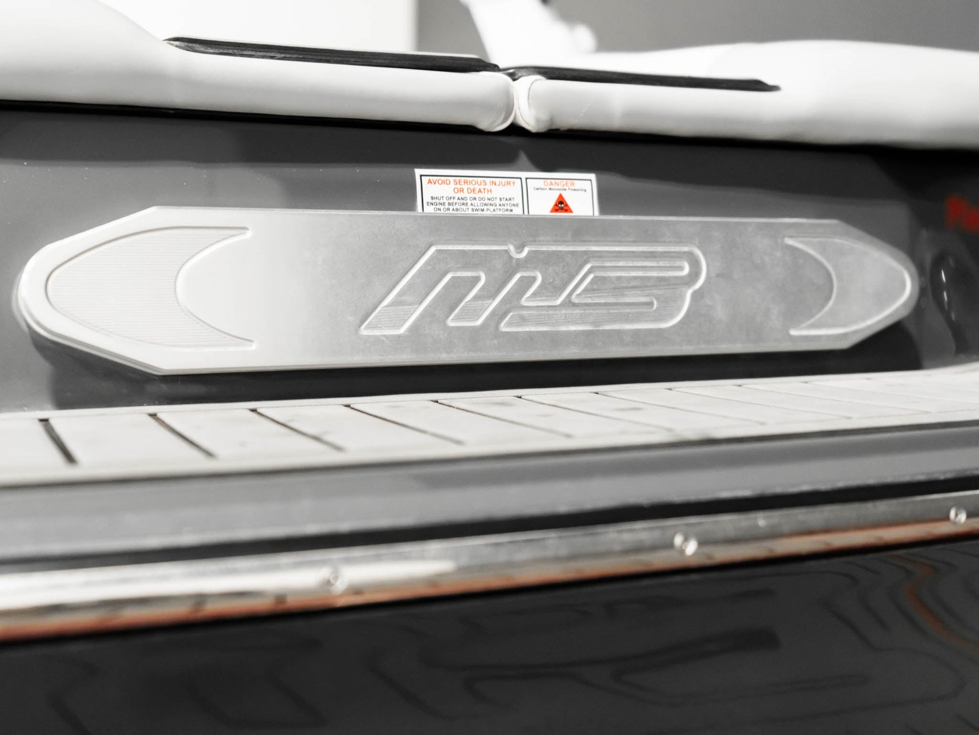 2019 MB B52 - BoardCo Boats