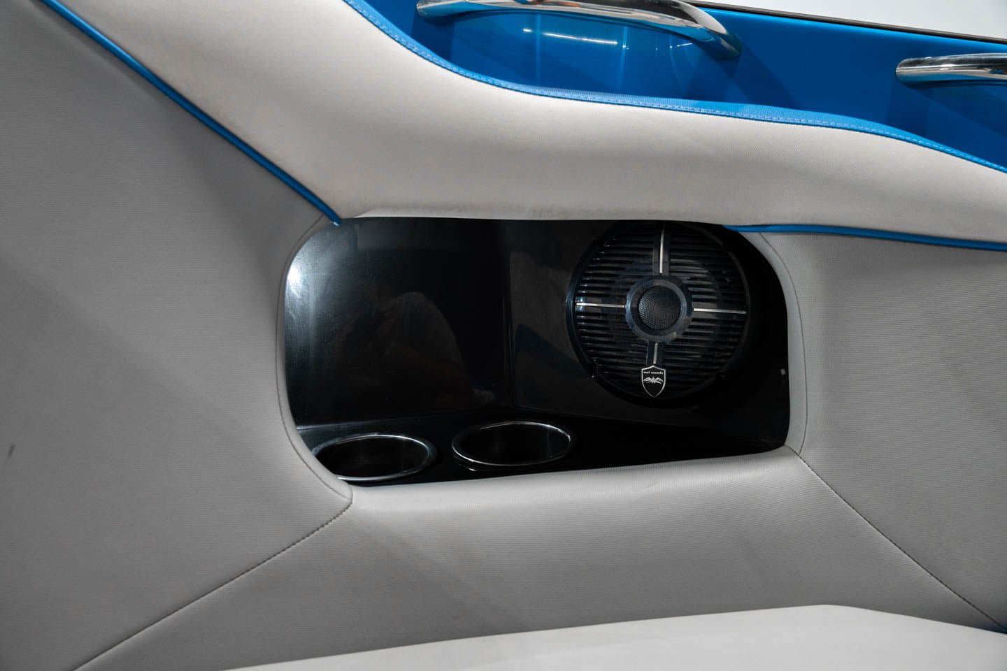 2019 Supreme S238 - BoardCo Boats