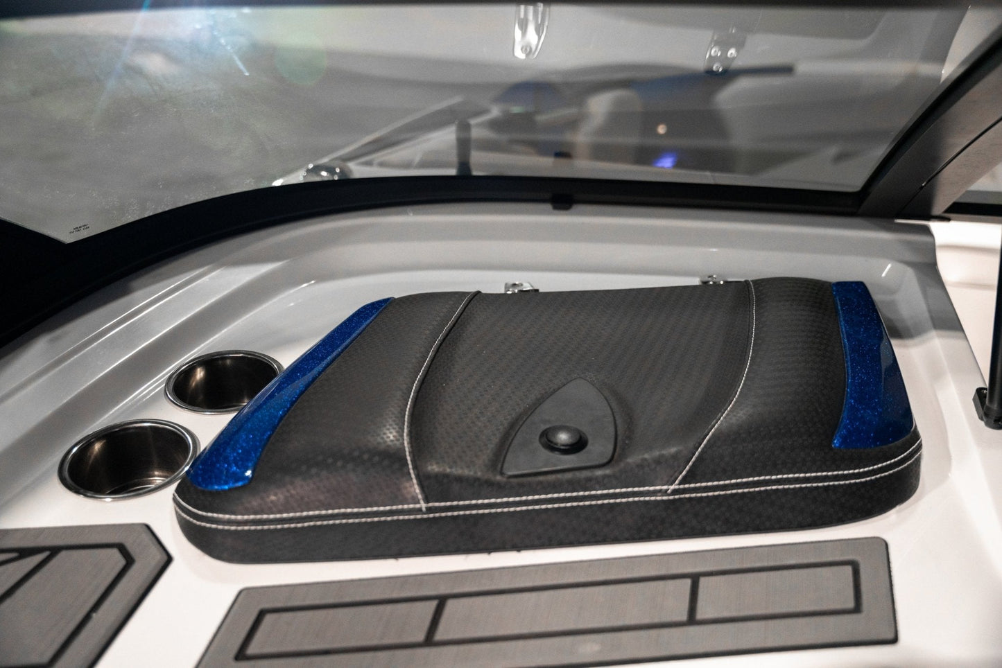 2020 Centurion Fi23 - Canadian Blue / White / Gunmetal - BoardCo Boats