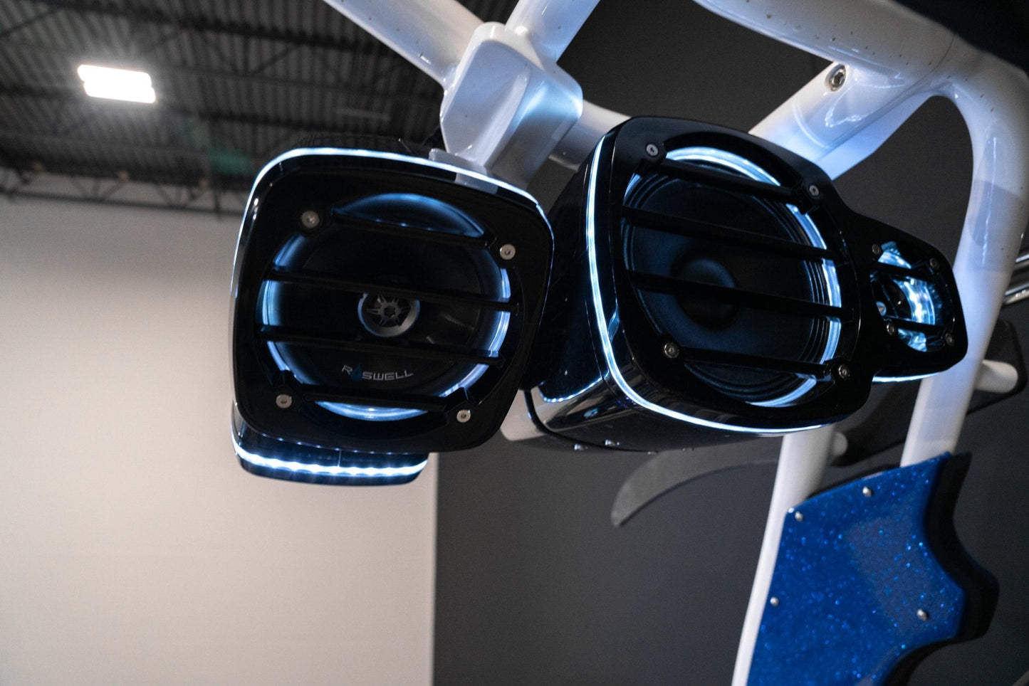 2020 Centurion Fi23 - Canadian Blue / White / Gunmetal - BoardCo Boats