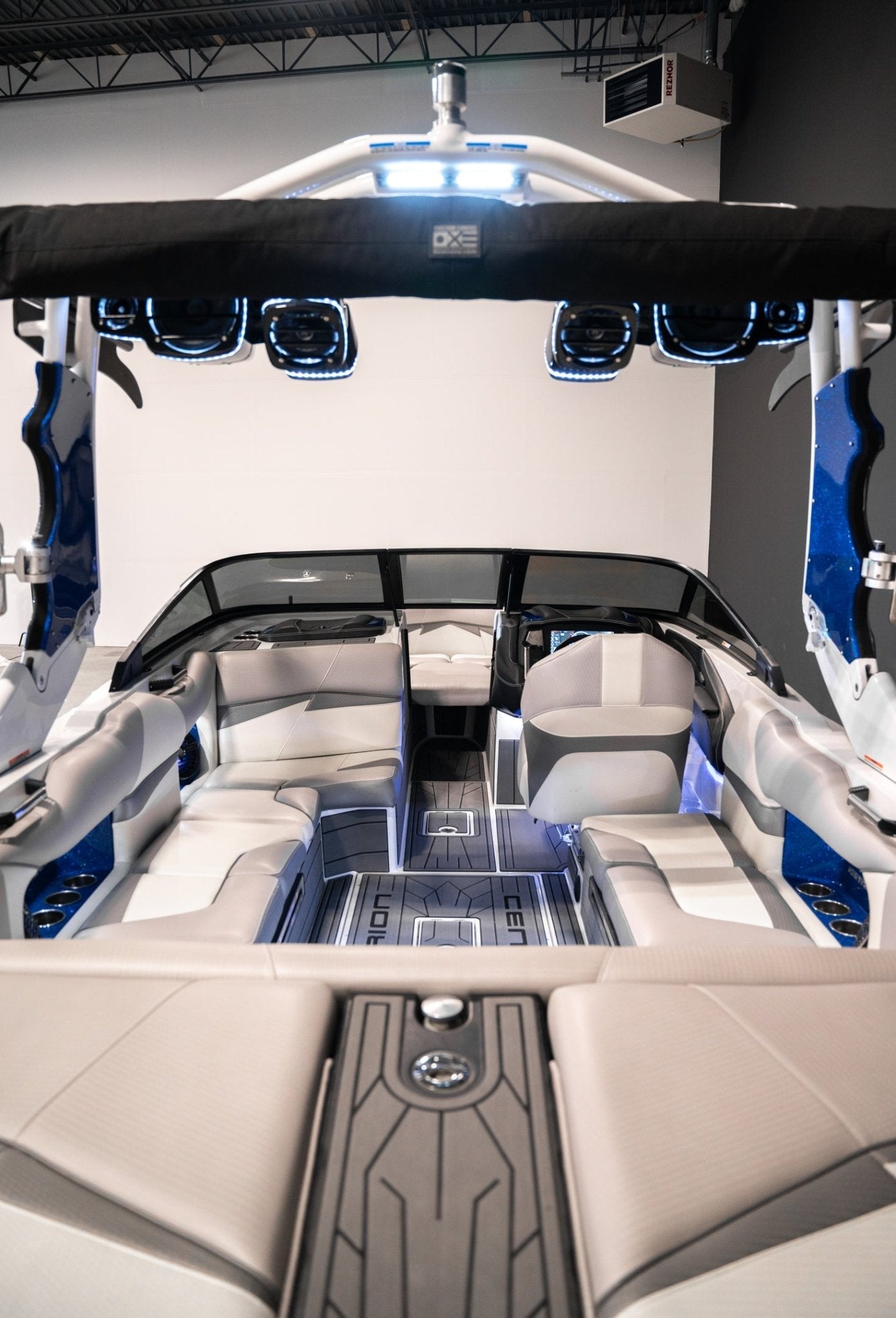 2020 Centurion Fi23 - Canadian Blue / White / Gunmetal - BoardCo Boats