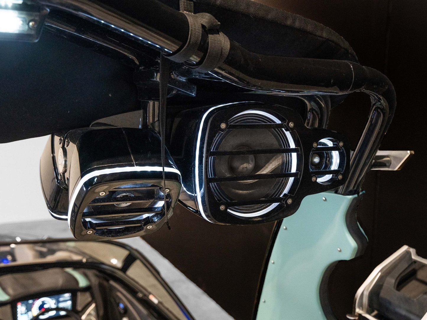 2020 Centurion Fi23 - Spearmint / Gunmetal Flake / Onyx Black - BoardCo Boats