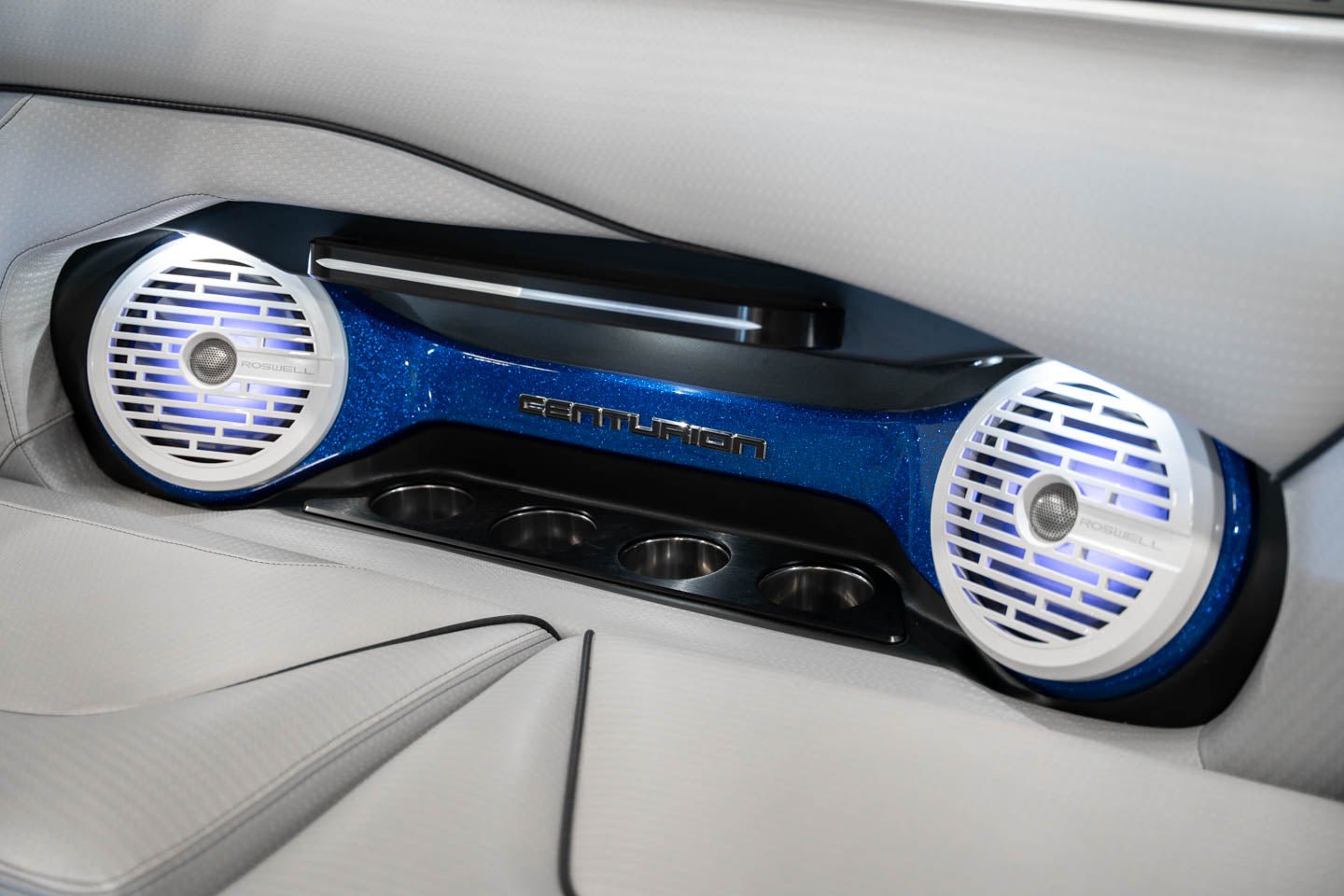 2020 Centurion Ri257 Canadian Blue Flake / White - BoardCo Boats