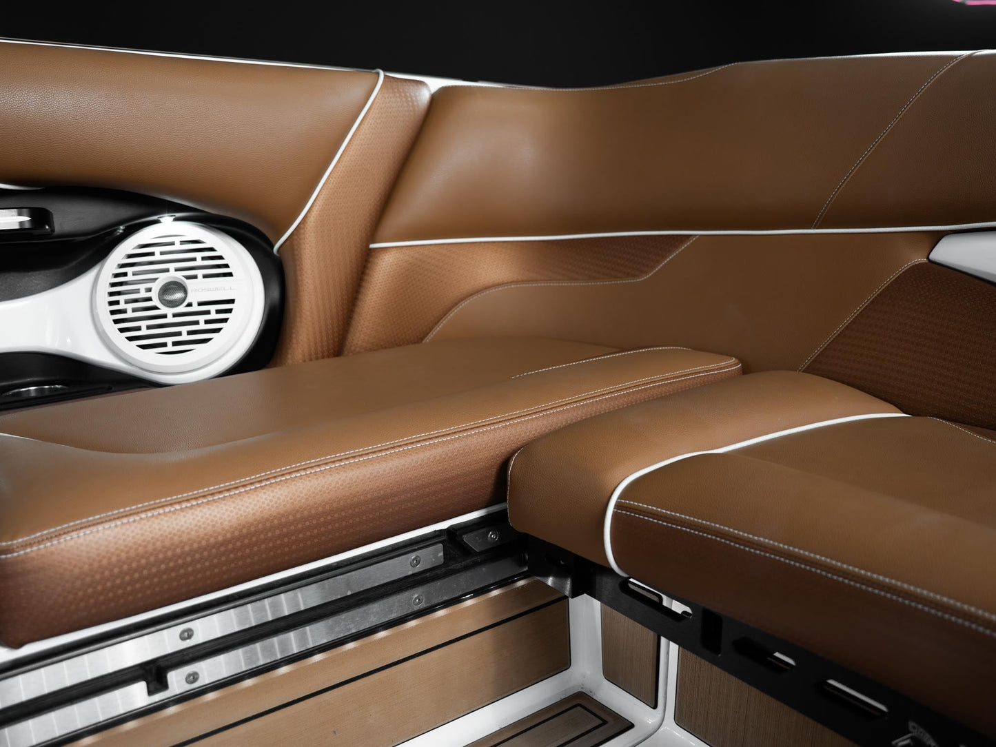 2020 Centurion Ri257 - White Frost / Castano - BoardCo Boats