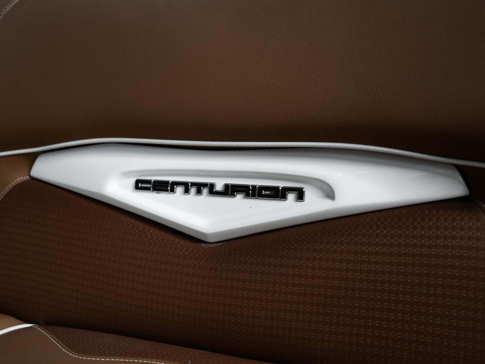2020 Centurion Ri257 - White Frost / Castano - BoardCo Boats
