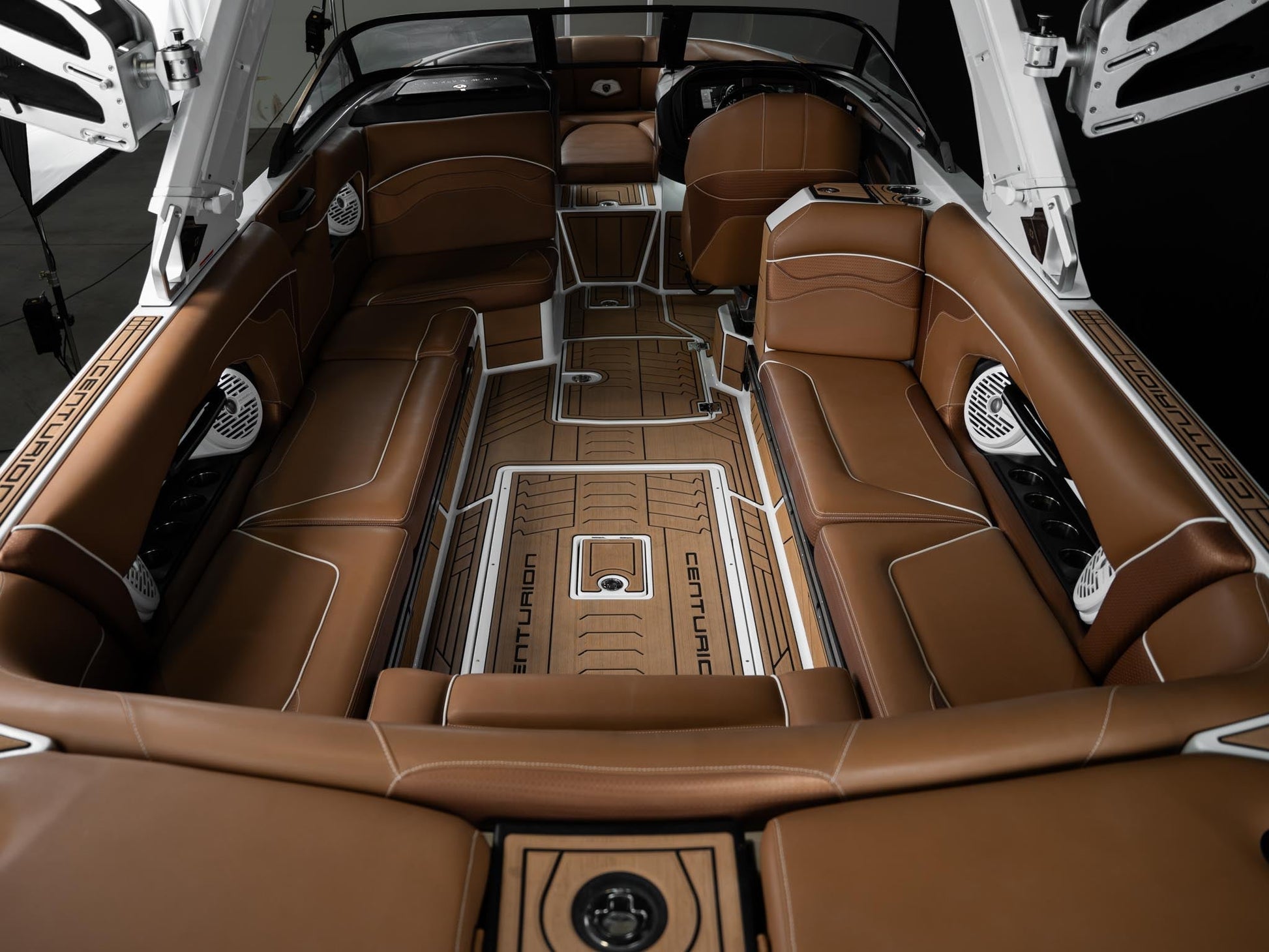 2020 Centurion Ri257 - White Frost / Castano - BoardCo Boats