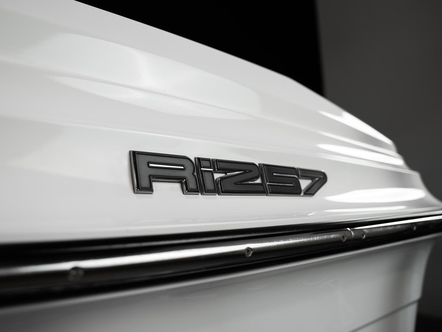 2020 Centurion Ri257 - White Frost / Castano - BoardCo Boats