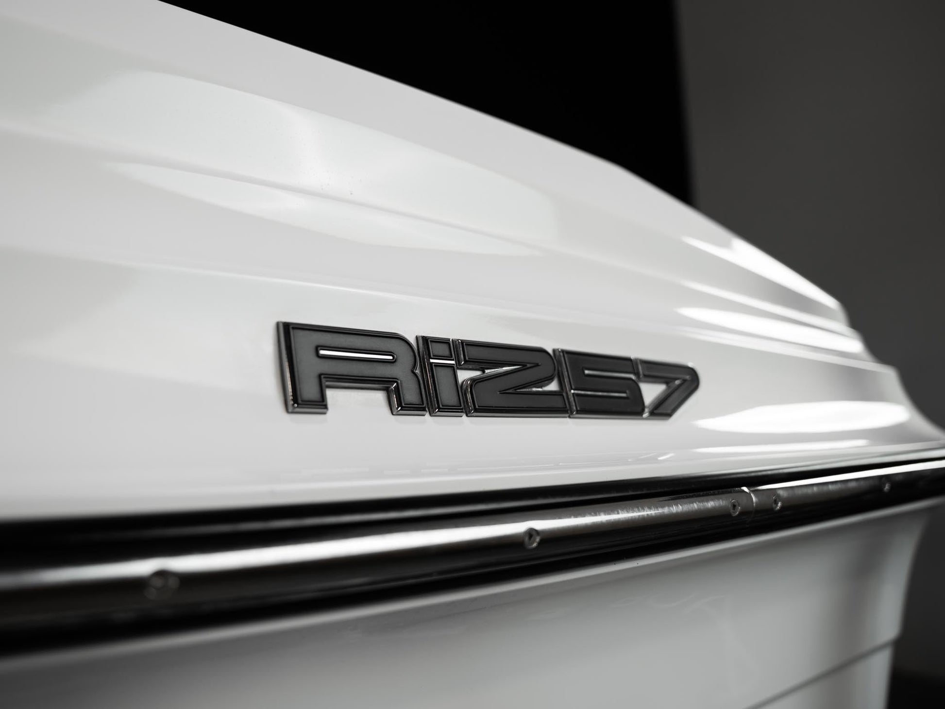 2020 Centurion Ri257 - White Frost / Castano - BoardCo Boats