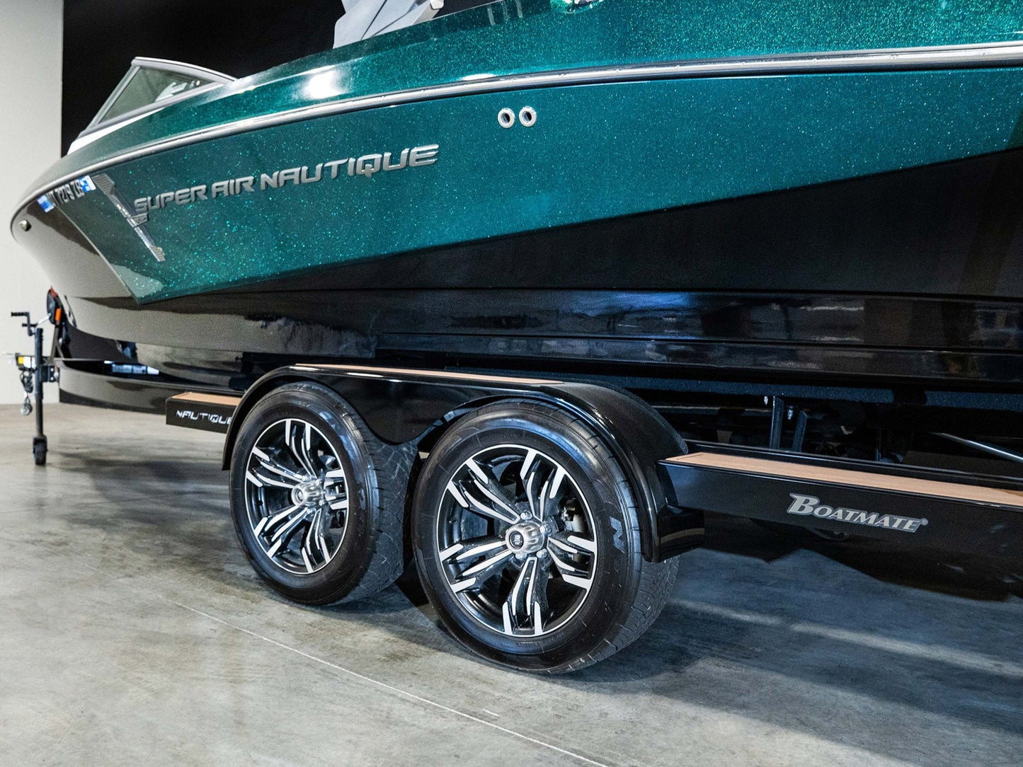 2020 Super Air Nautique 230 - Black / Emerald Green - BoardCo Boats