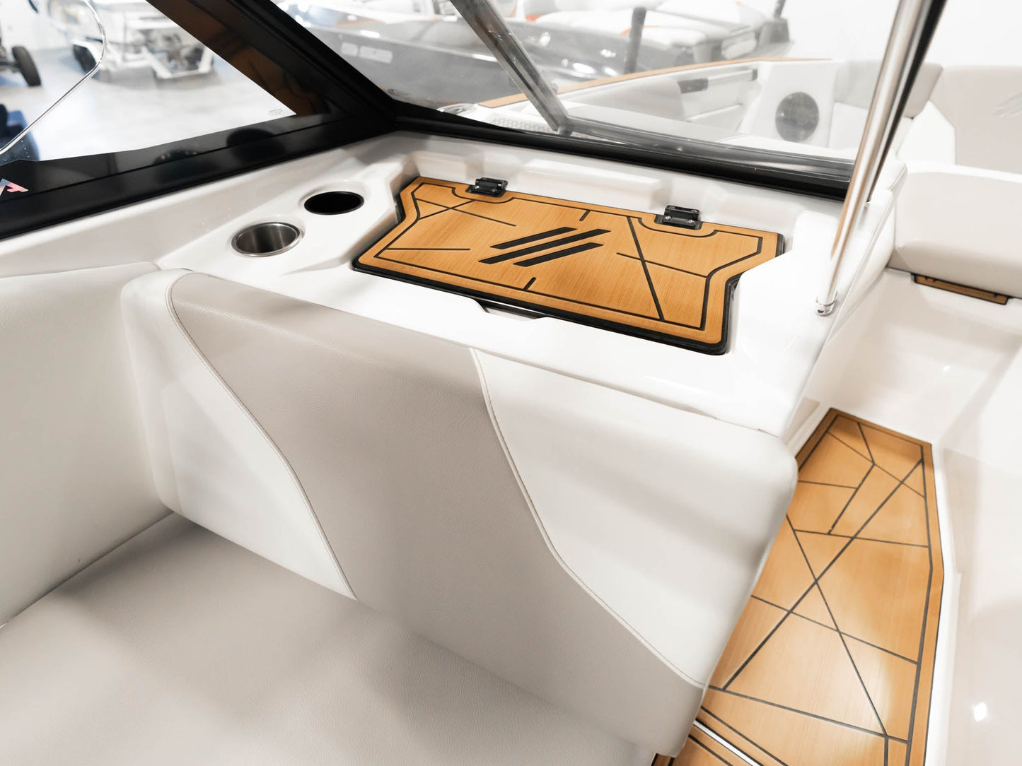 2021 ATX Type S - White / Blue Flake - BoardCo Boats