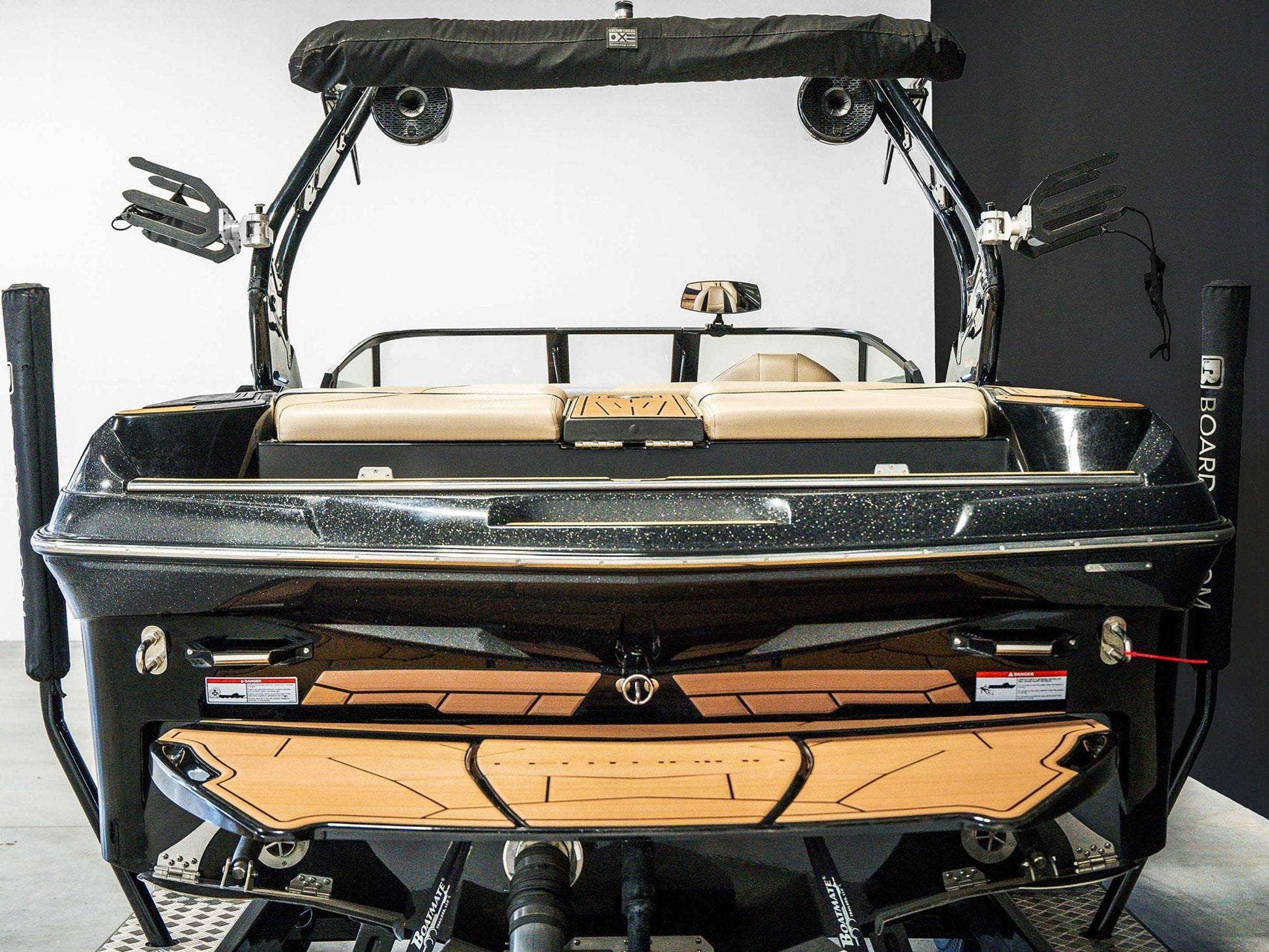 2021 Centurion Fi23 - Black Flake / Onyx Black - BoardCo Boats