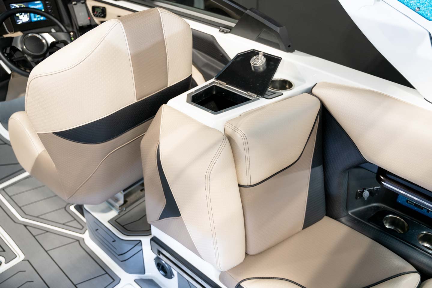 2021 Centurion Ri237 - BoardCo Boats
