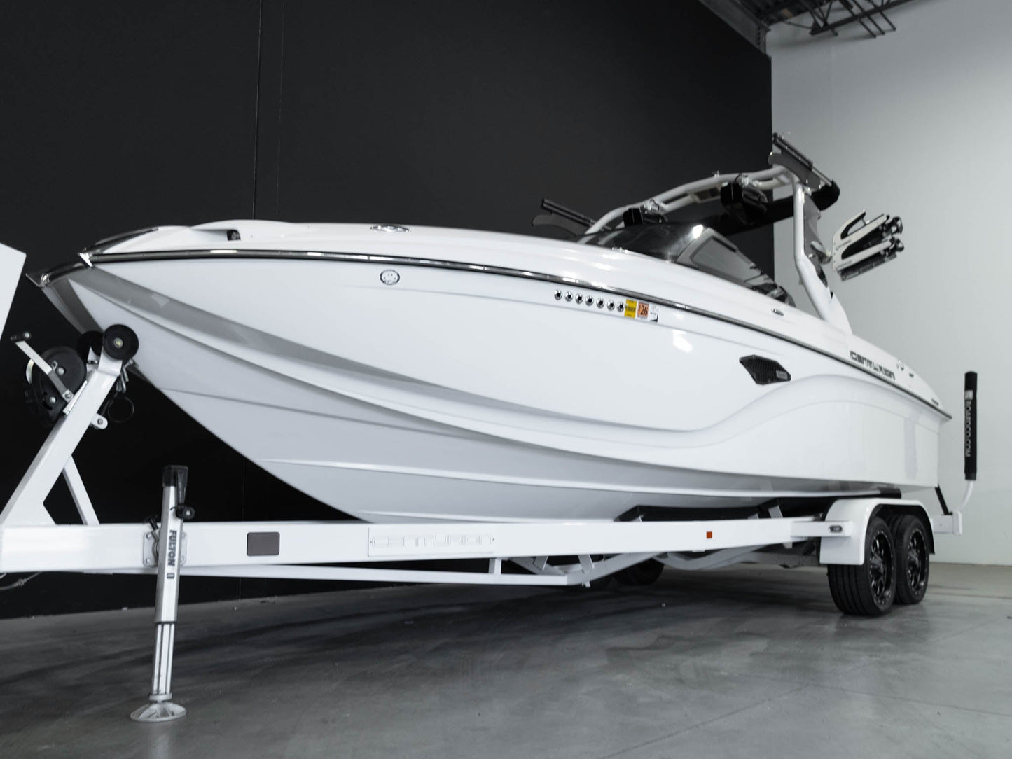 2021 Centurion Ri237 - White / Tan - BoardCo Boats