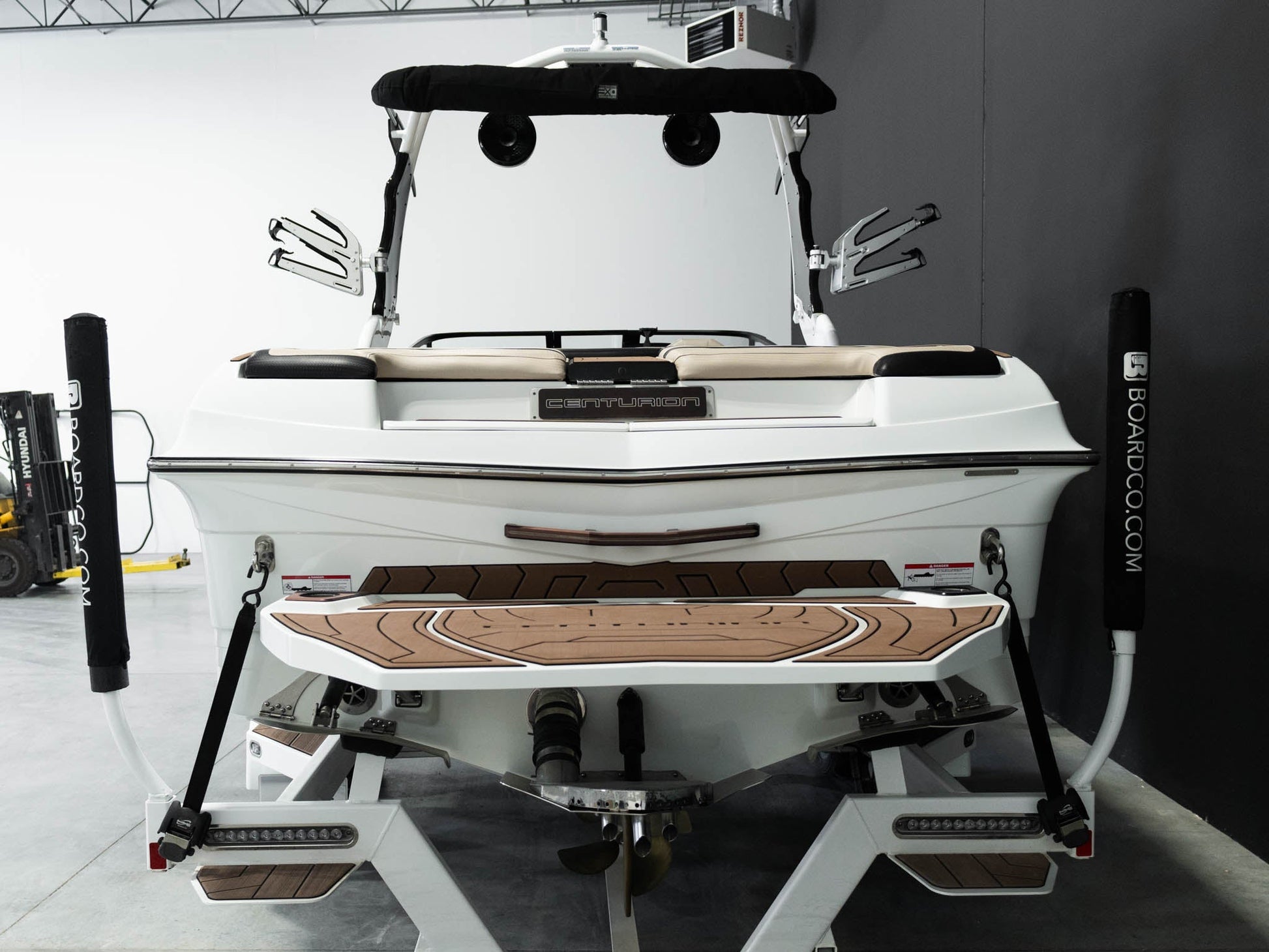 2021 Centurion Ri237 - White / Tan - BoardCo Boats