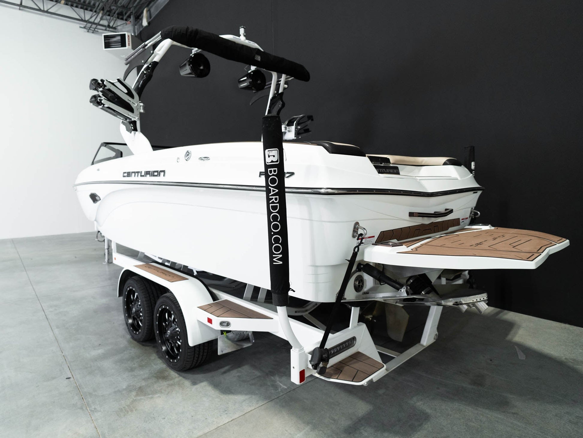 2021 Centurion Ri237 - White / Tan - BoardCo Boats