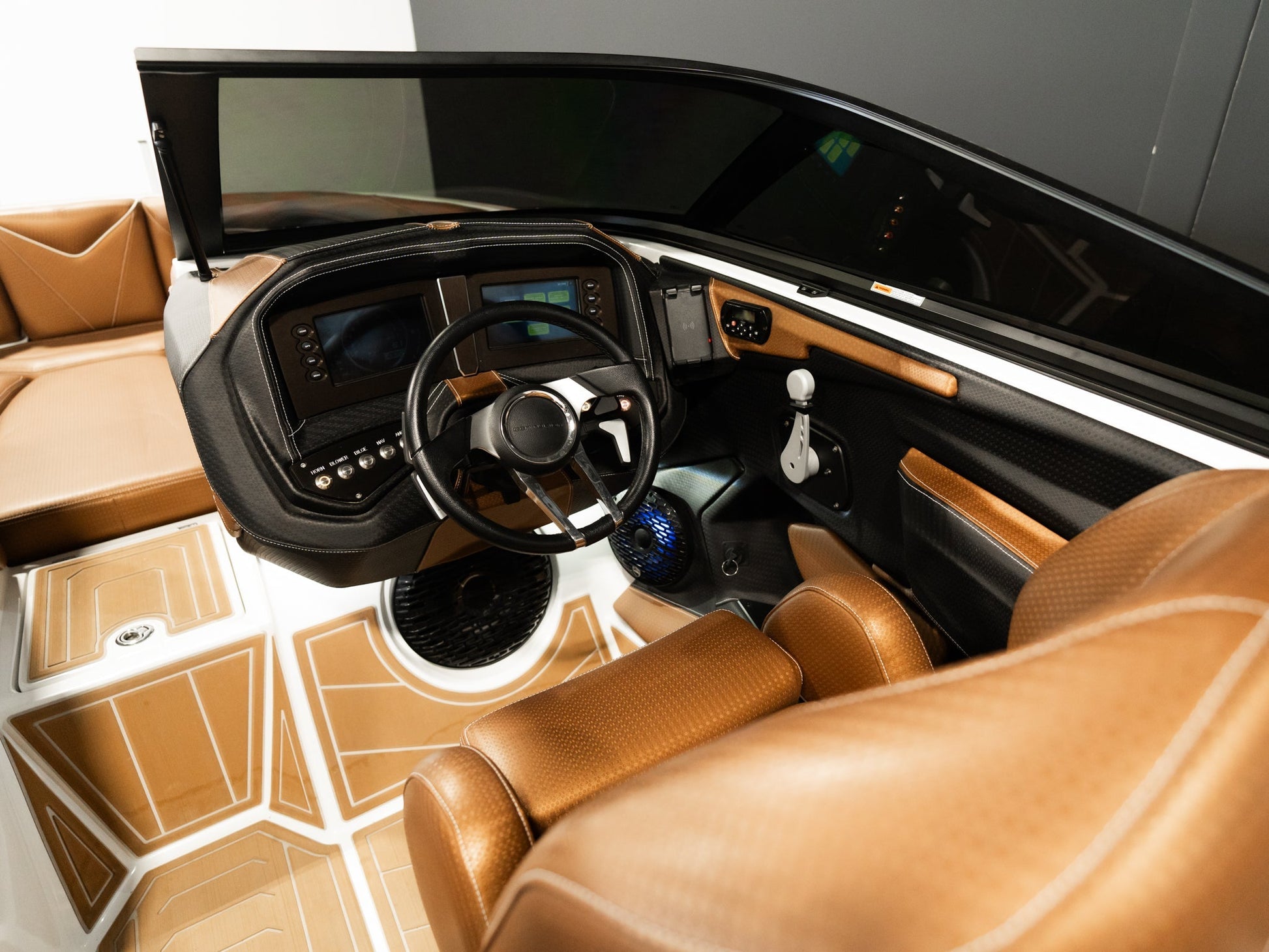 2021 Centurion Ri237 - White / White - BoardCo Boats