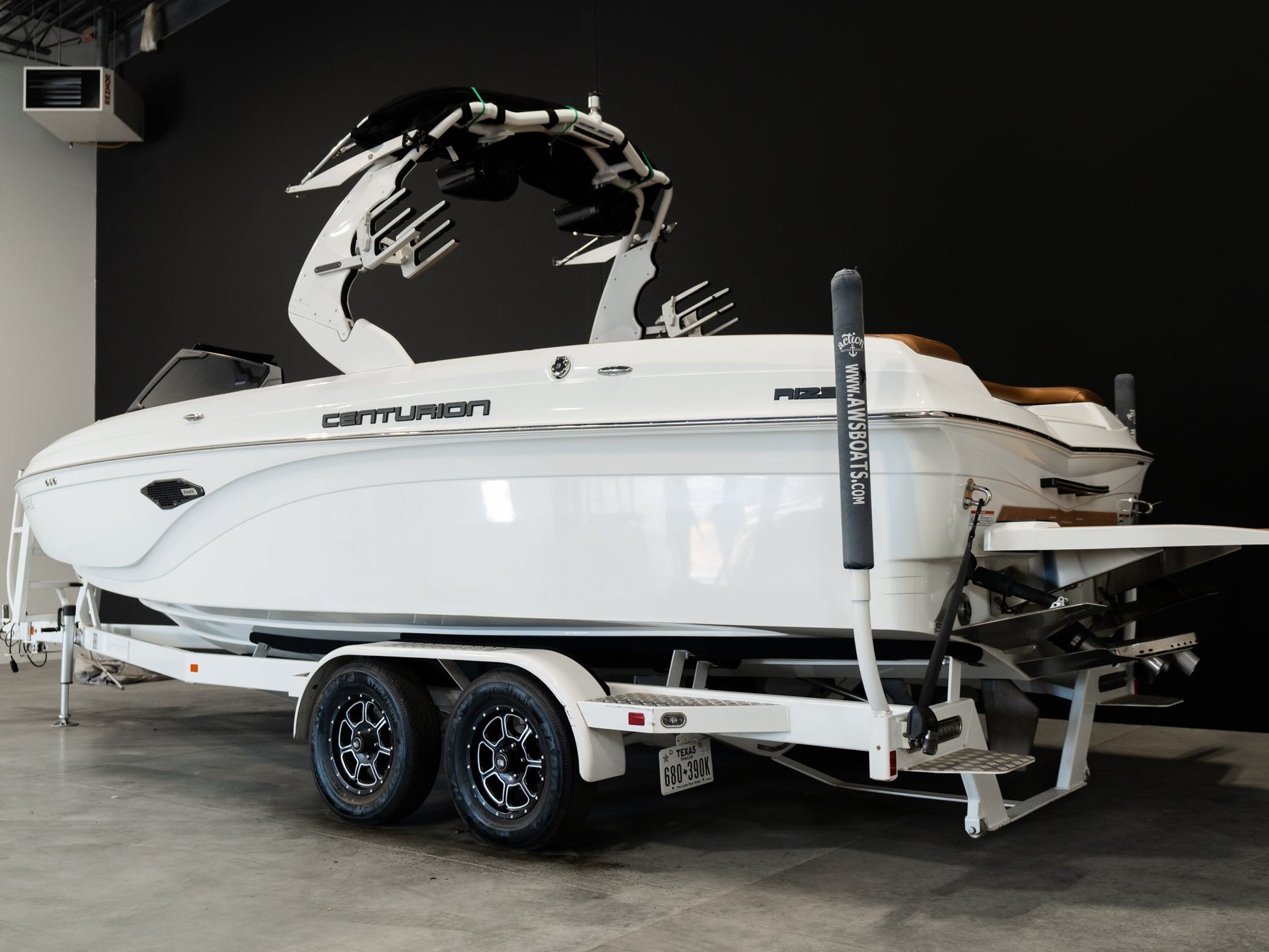 2021 Centurion Ri237 - White / White - BoardCo Boats