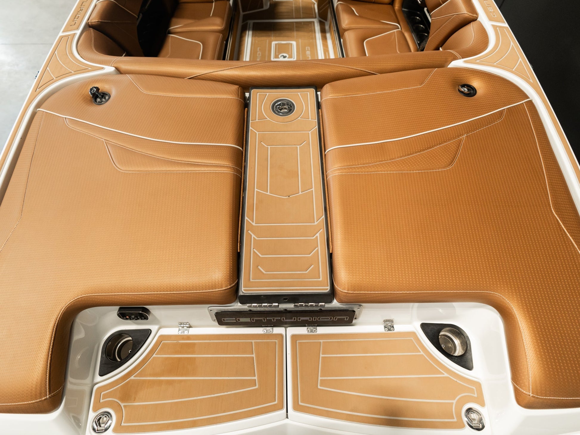2021 Centurion Ri237 - White / White - BoardCo Boats