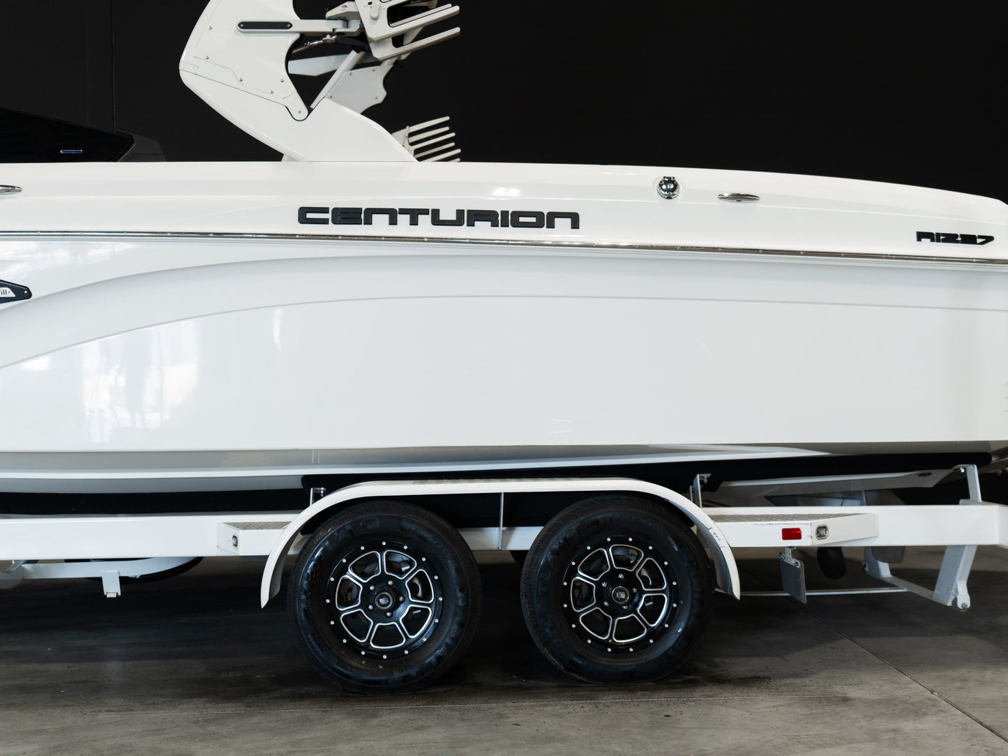 2021 Centurion Ri237 - White / White - BoardCo Boats