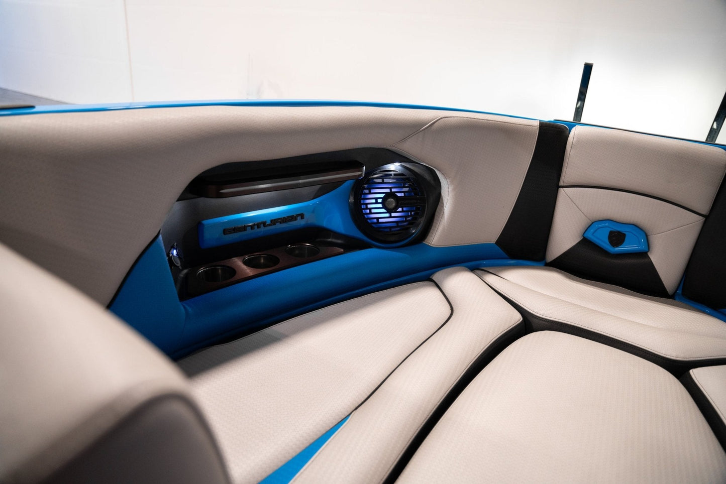 2021 Centurion Ri257 - Blue / Silver Flake - BoardCo Boats