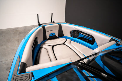 2021 Centurion Ri257 - Blue / Silver Flake - BoardCo Boats
