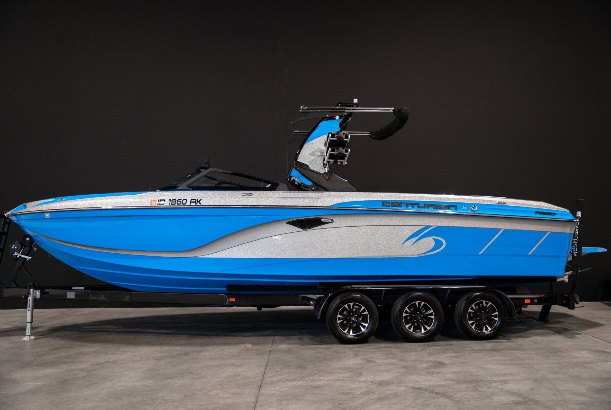 2021 Centurion Ri257 - Blue / Silver Flake - BoardCo Boats