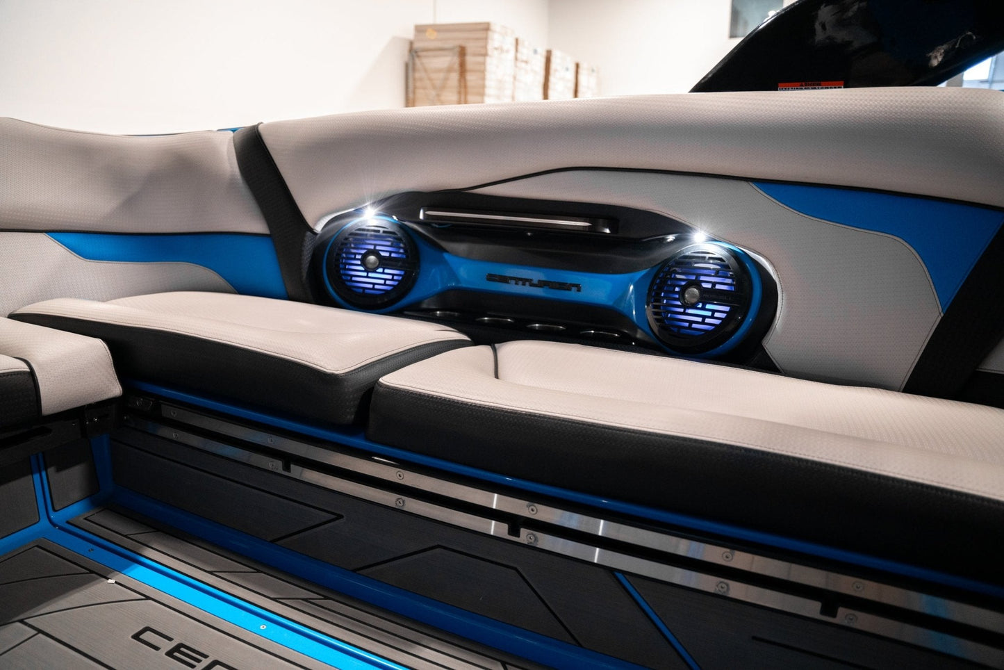 2021 Centurion Ri257 - Blue / Silver Flake - BoardCo Boats