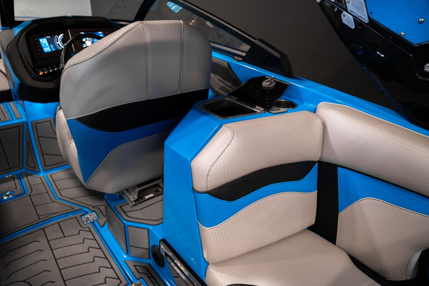 2021 Centurion Ri257 - Blue / Silver Flake - BoardCo Boats