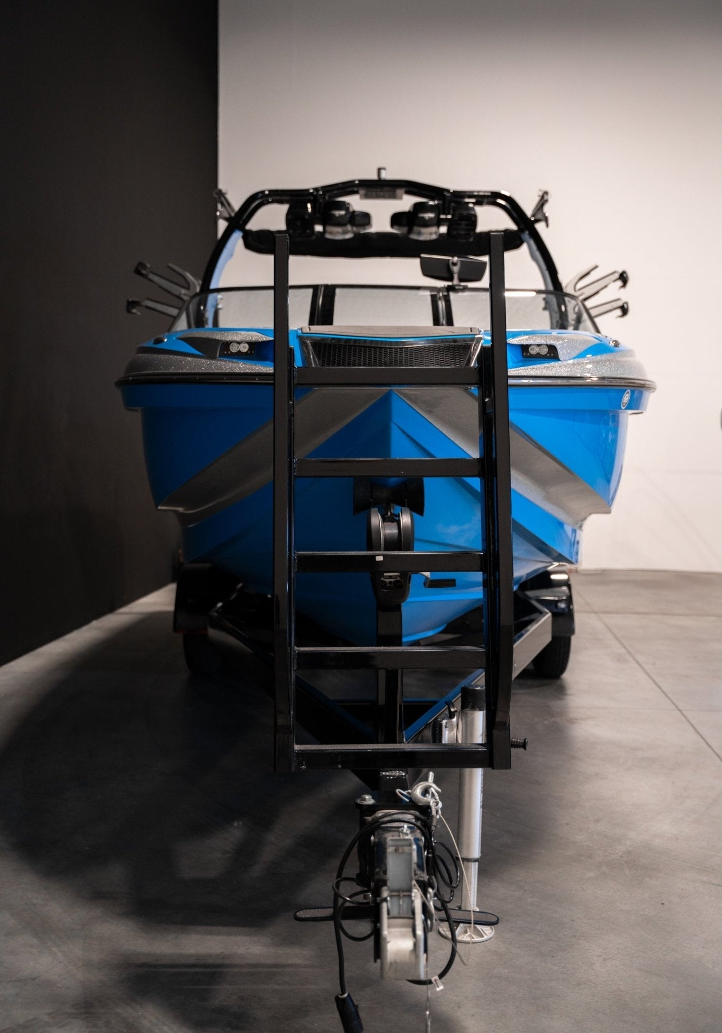 2021 Centurion Ri257 - Blue / Silver Flake - BoardCo Boats