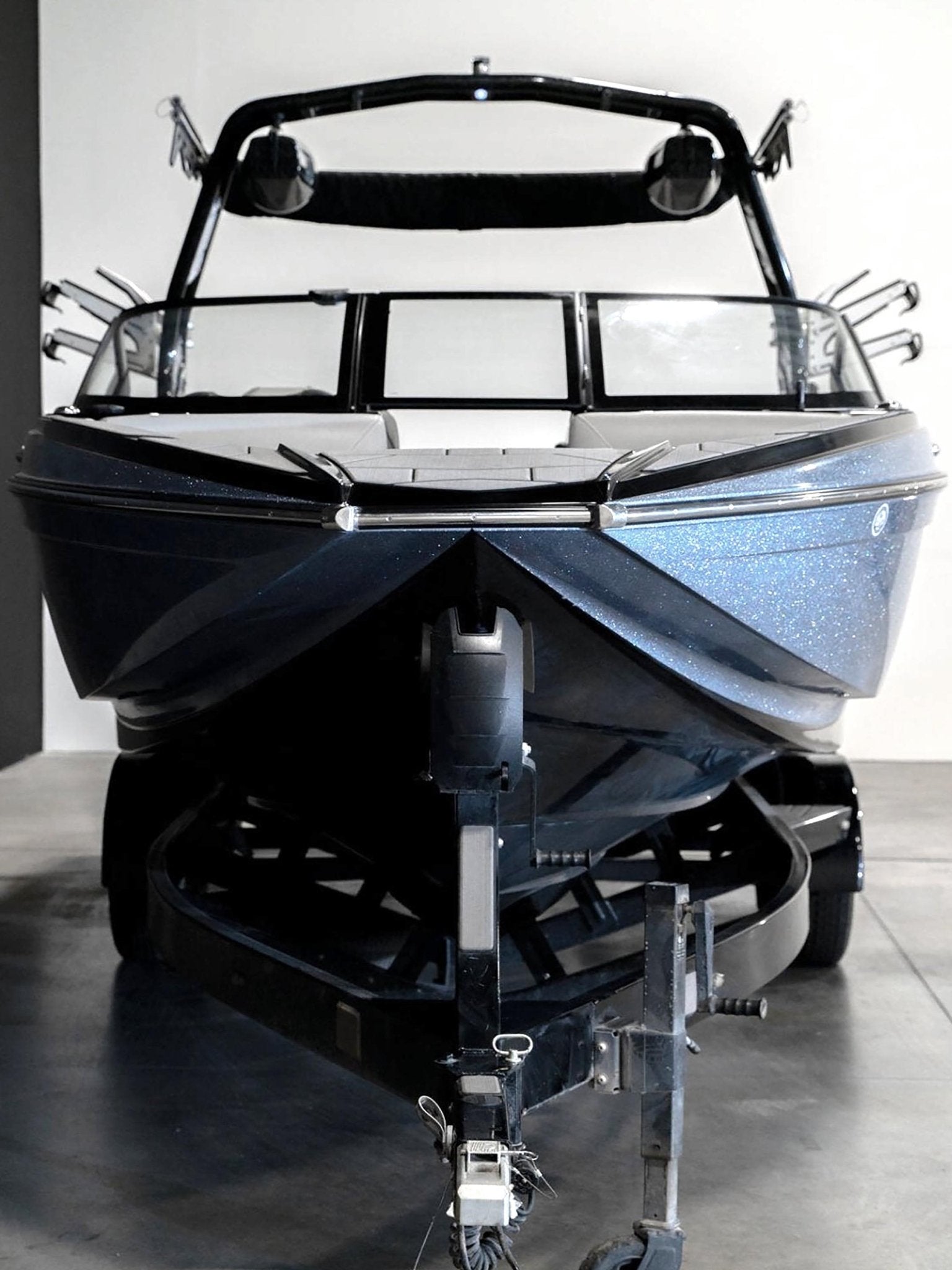 2021 Centurion Vi22 - Gunmetal Flake / Onyx Black - BoardCo Boats