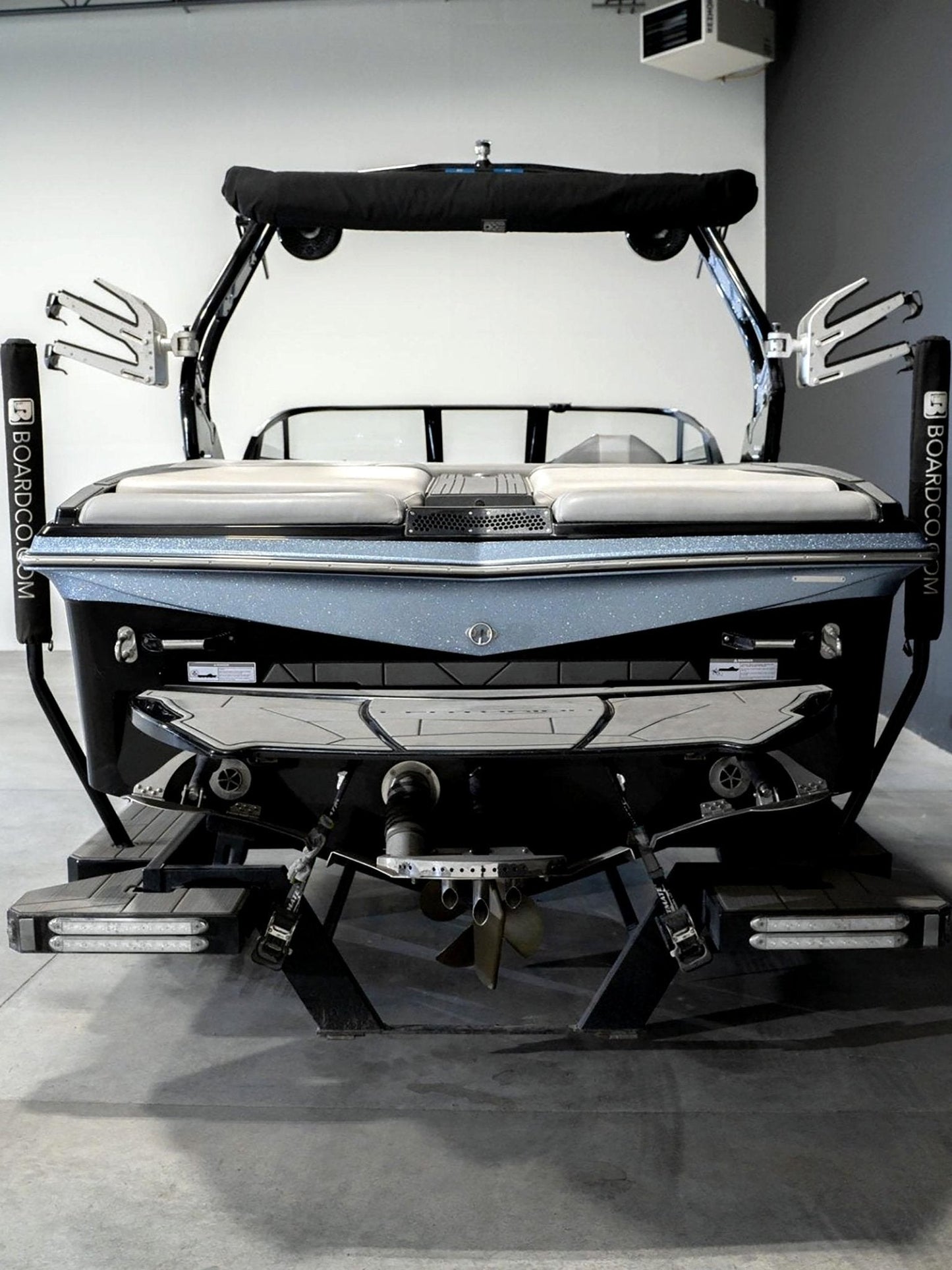 2021 Centurion Vi22 - Gunmetal Flake / Onyx Black - BoardCo Boats